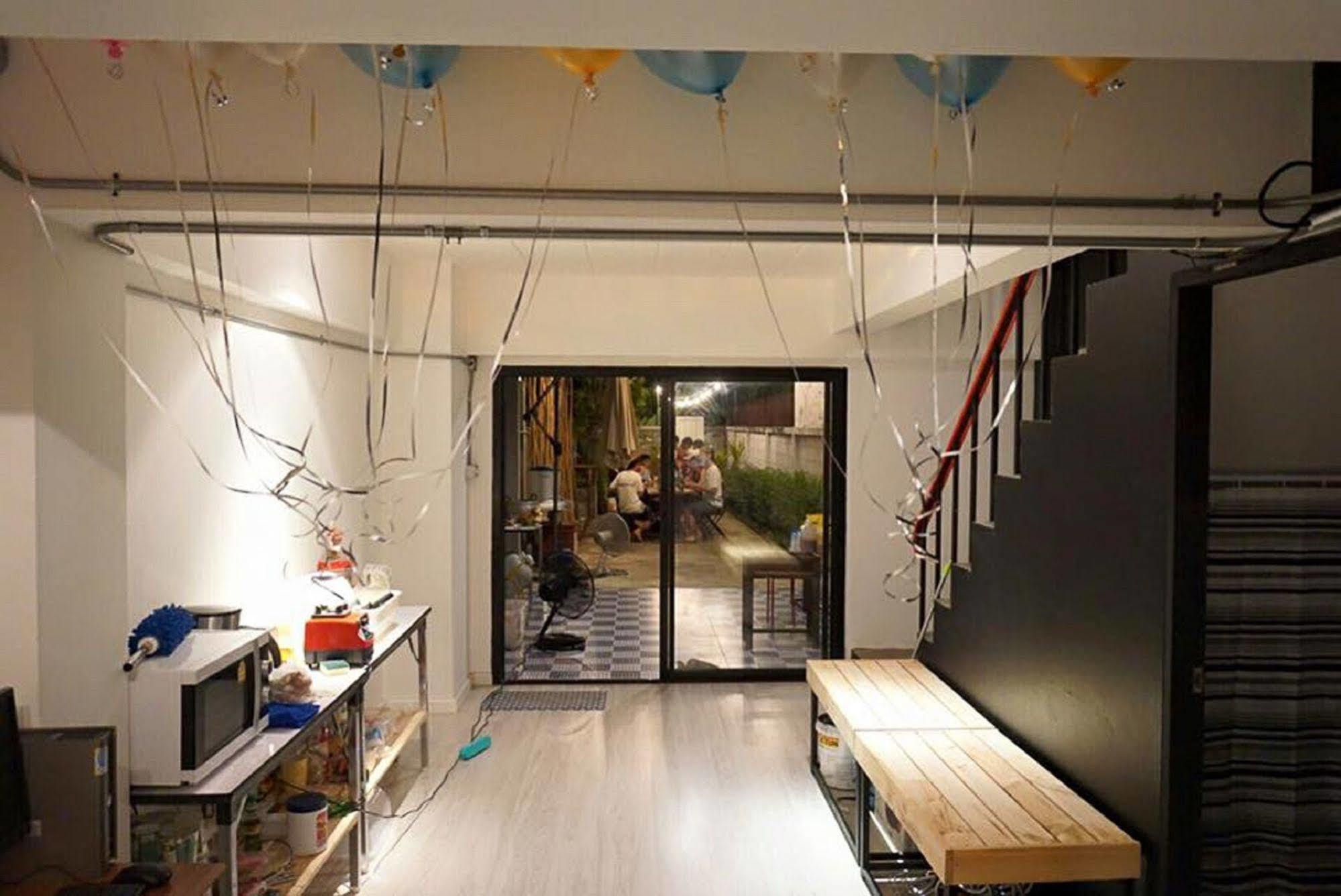 Allsum Hostel Ayutthaya Bagian luar foto